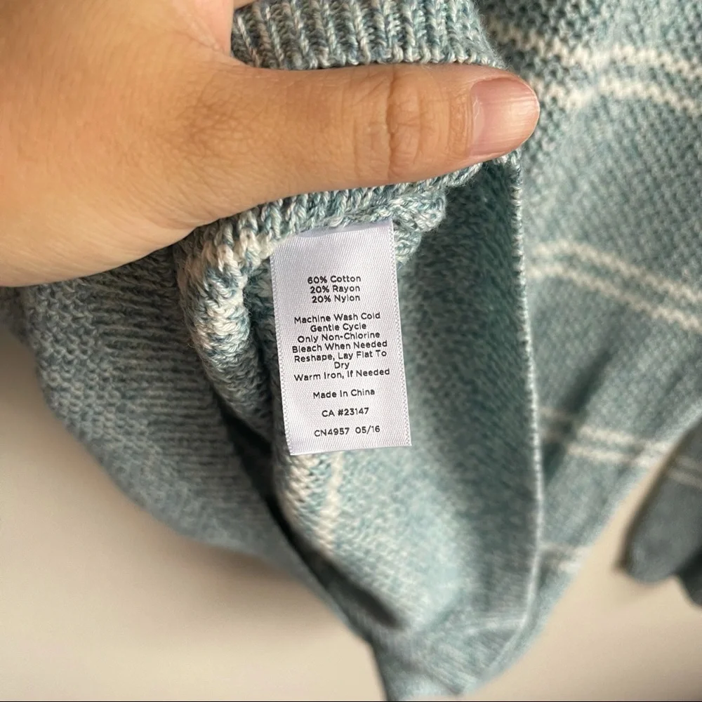 Talbots Blue Stirped Chunky Zipper Back Sweater